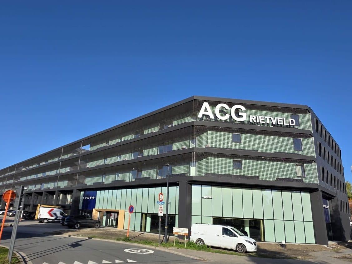 Het ACG Rietveld-gebouw in Gent, waar GH-GROEP de ventilatie plaatste